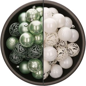74x stuks kunststof kerstballen mix van mintgroen en wit 6 cm