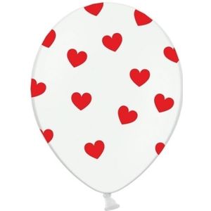 6x witte ballonnen met rode hartjes