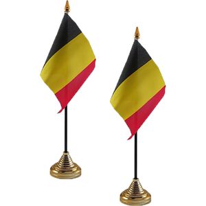6x stuks Belgie versiering mini tafelvlaggetjes van 10 x 15 cm