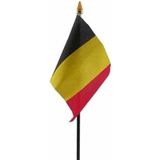 Belgie versiering mini tafelvlaggetje van 10 x 15 cm