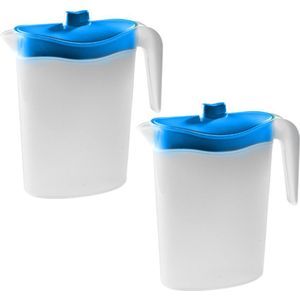 4x Smalle kunststof koelkast schenkkannen 1,5 liter met blauwe deksel