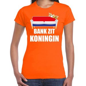 Woningsdag Bank zit Koningin t-shirts voor thuisblijvers tijdens Koningsdag oranje dames