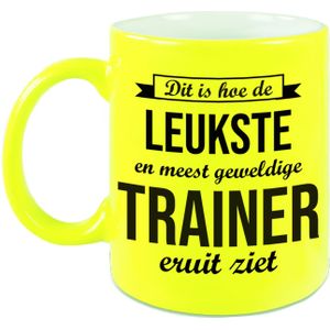 Leukste en meest geweldige trainer cadeau mok / beker neon geel 330 ml