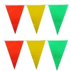 Set van 2x stuks vlaggenlijn plastic carnaval party geel/rood/groen van 10 meter