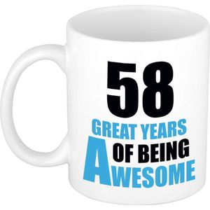 58 great years of being awesome mok wit en blauw - cadeau mok / beker - 29e verjaardag / 58 jaar