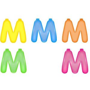 Opblaasbare gekleurde letter M