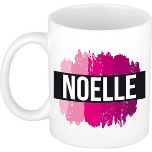 Noelle  naam / voornaam kado beker / mok roze verfstrepen - Gepersonaliseerde mok met naam