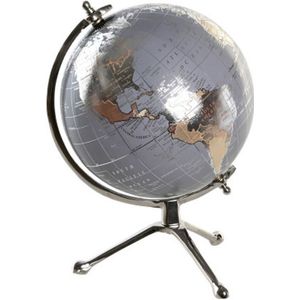 Items Deco Wereldbol/globe op voet - kunststof - blauw/zilver - home decoratie artikel - D20 x H30 cm