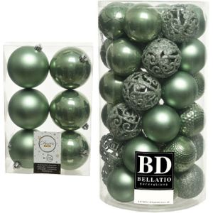 Kerstversiering kunststof kerstballen salie groen 6-8 cm pakket van 49x stuks