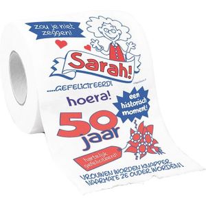 Toiletrol verjaardag Sarah 50 jaar met grappige tekst decoratie/versiering