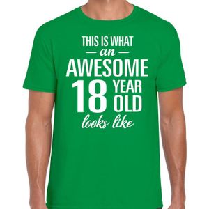 Awesome 18 year / verjaardag cadeau t-shirt groen voor heren