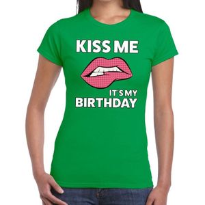 Kiss me it is my birthday groen fun-t shirt voor dames