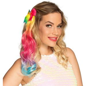 Regenboog verkleed hair extension met strik op clip 33 cm