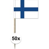50x Vlaggetjes prikkers Finland 8 cm hout/papier