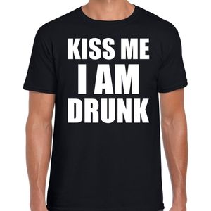 Zwart kiss me I am drunk shirt - Fun t-shirt voor heren