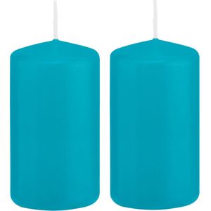 2x Kaarsen turquoise blauw 5 x 10 cm 23 branduren sfeerkaarsen