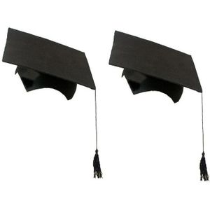 4x stuks afstudeer hoeden geslaagd zwart met kwast voor volwassenen
