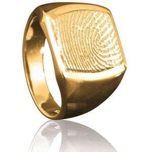 Gouden zegelring met vingerafdruk