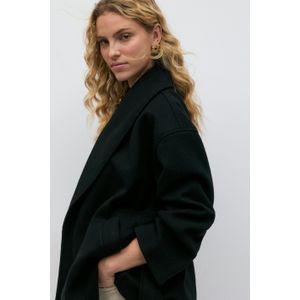 Shawl collar short coat