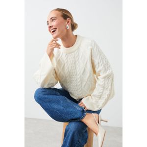 Cabel knitted sweater