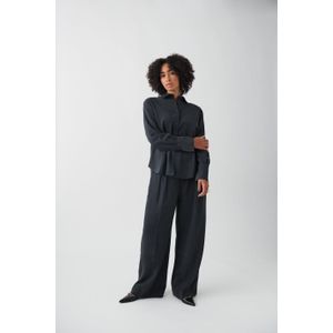 Wide tailored trousers