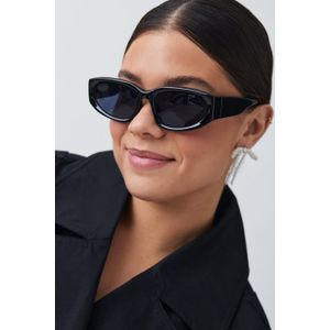 Sporty cateye sunglasses