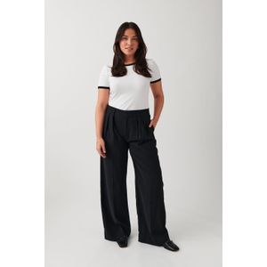 Wide tailored trousers