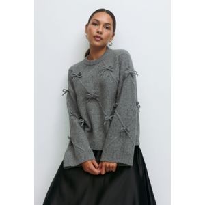 Knitted bow sweater