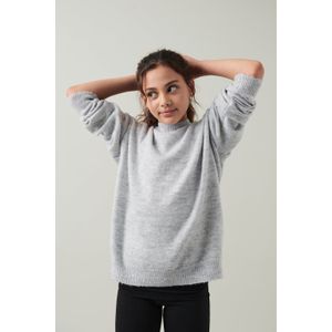 Y basic knitted sweater