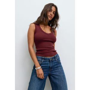 Tight v-neck rib tank