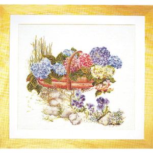 Thea Gouverneur Kreuzstich Stickpackung ""Gemischte Hortensie Aida"", Z&#228;hlmuster, 48x41cm