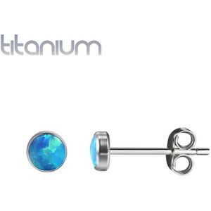 Paar titanium oorbellen met gekleurde opaal steentjes - Blauw - 4 mm