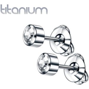 Paar oorknopjes van massief titanium met kristal - Helder