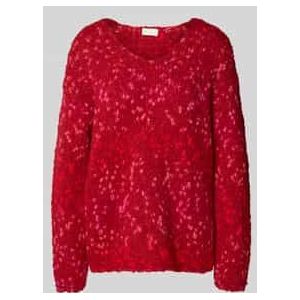 Gebreide pullover met V-hals en extra brede schouders