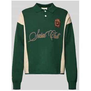 Gebreide pullover met polokraag en labelpatch