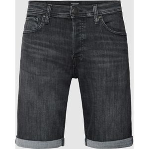 Korte jeans met vaste omslag aan de pijpen, model 'RICK'