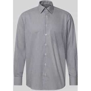 Modern fit zakelijk overhemd van katoen met kentkraag