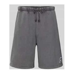 Regular fit bermuda met labelstitching