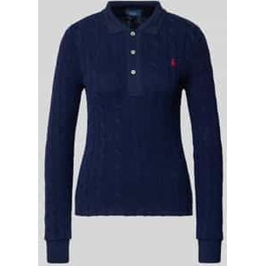 Gebreide pullover met kabelpatroon en polokraag