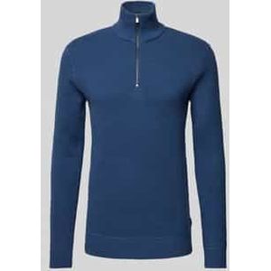 Gebreide pullover met opstaande kraag, model 'BLUCHRISTER'