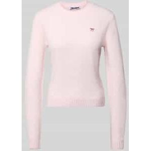 Nauwsluitende gebreide pullover met ronde hals