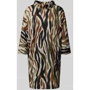 Relaxed fit jurk met wijde col