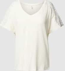Blouseshirt met kantinzet, model 'MOSTER'