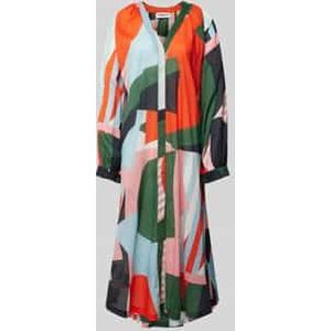 Knielange jurk met grafisch motief