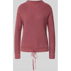 Gebreide pullover met ribboorden