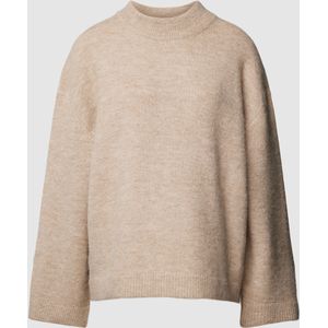 Gebreide pullover met trompetmouwen