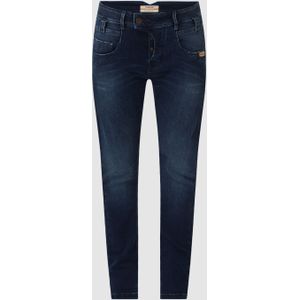 Crotch fit jeans met stretch, model 'Marge'