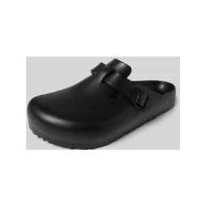 Slippers met doornsluiting, model 'Boston'