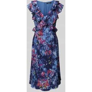 Knielange jurk met ruches, model 'Taralee'