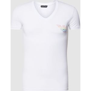 T-shirt met V-hals, model 'RAINBOW LOGO'